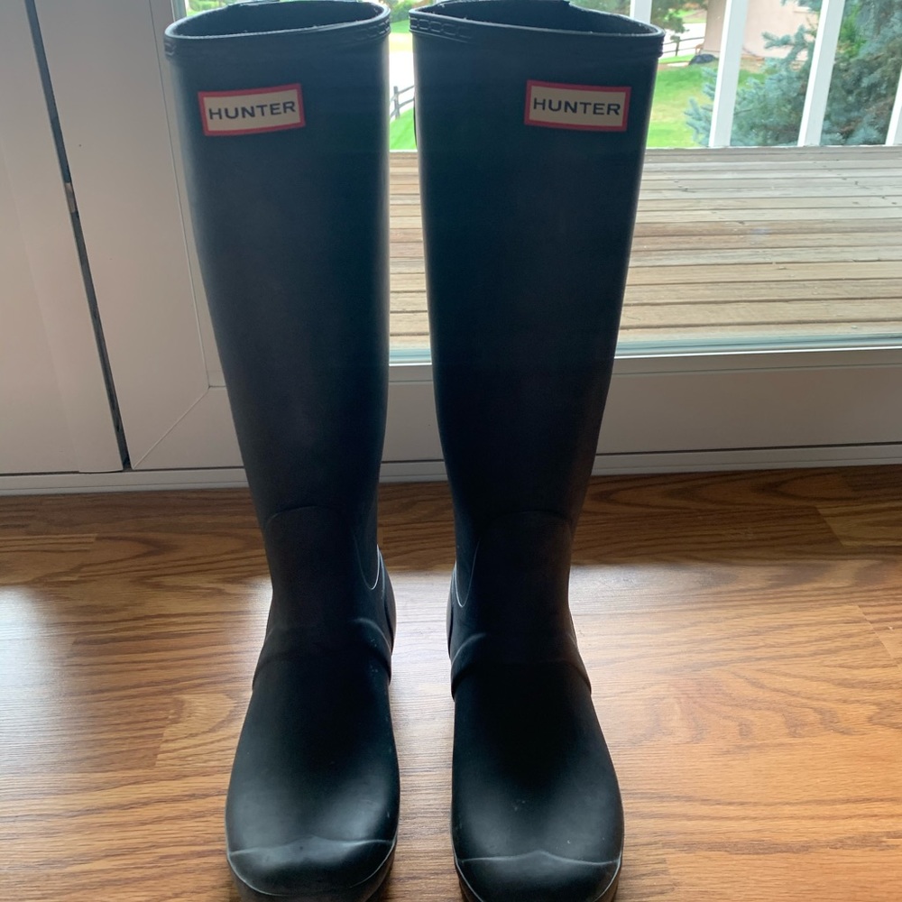 Matte Black Hunter Boots